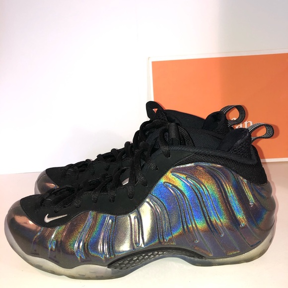 foamposite hologram